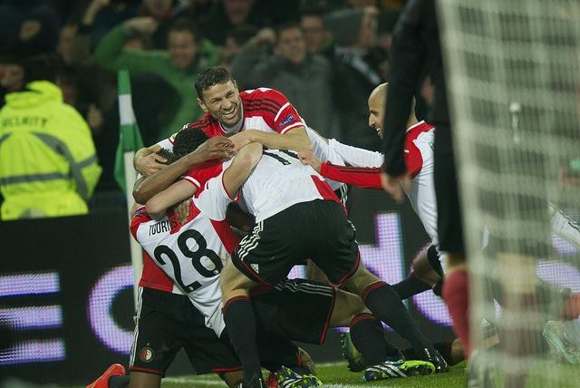 人人都不极 人人都不极